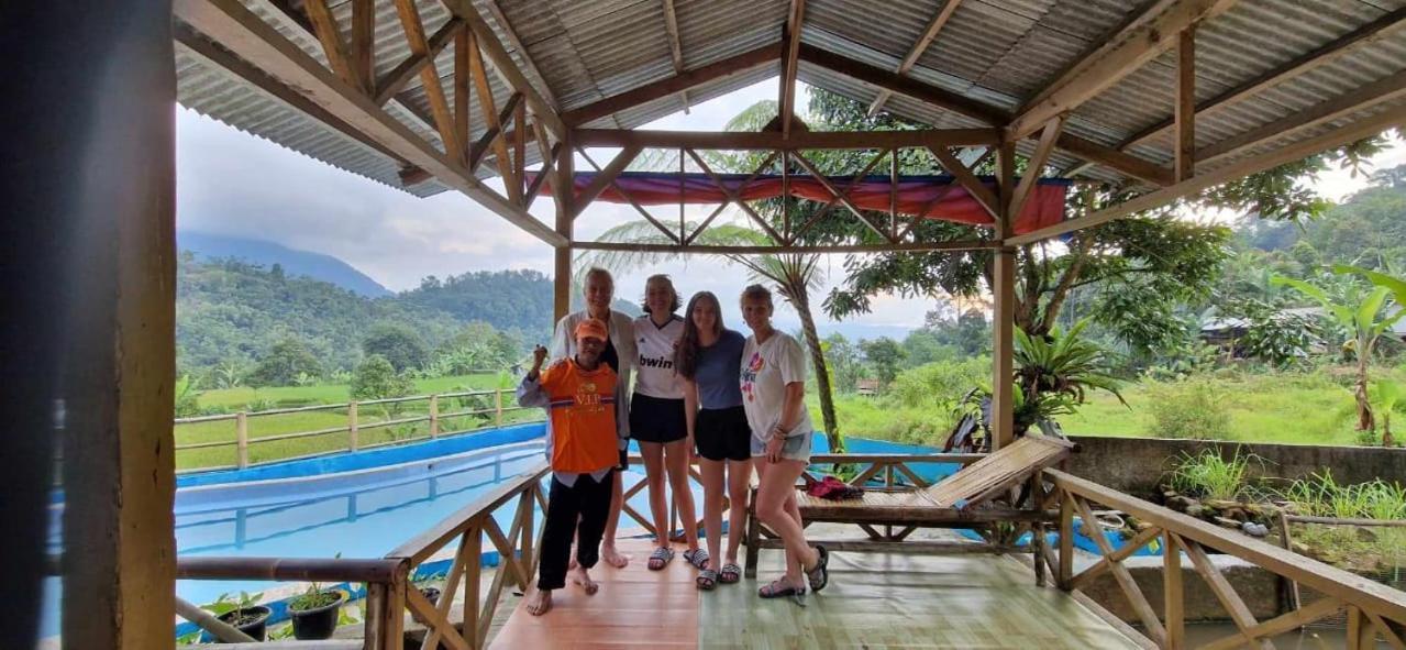 De Salak Homestay Bogor Eksteriør billede