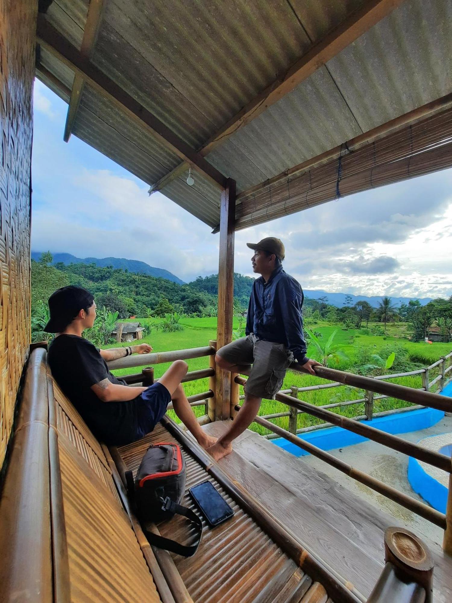 De Salak Homestay Bogor Eksteriør billede